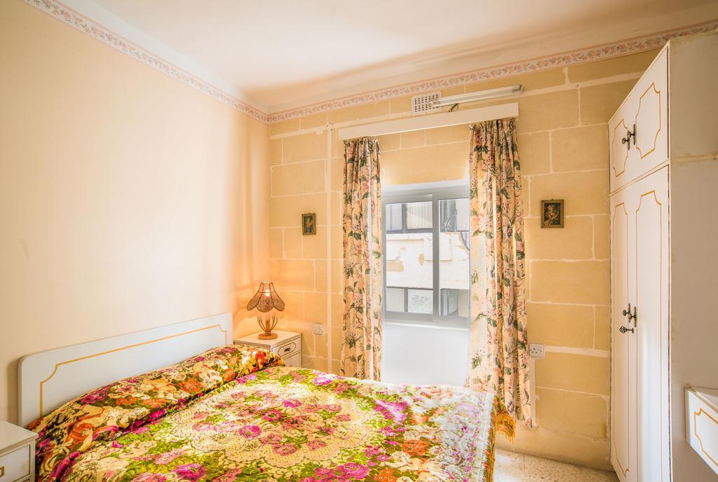Ta' Karmni Apartment Marsalforn Exterior foto
